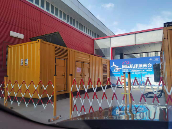 河南发电车出租-发电机无电压或电压太低怎么办？