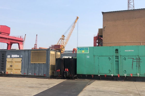 河南发电机出租空气滤清器的清洁频率是多少？